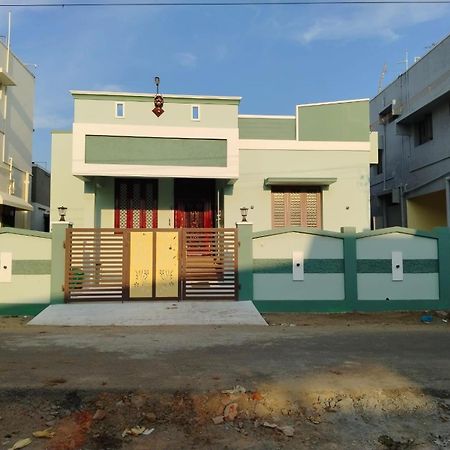 Thirunallar Ganesha'S Homestay カーライッカール エクステリア 写真