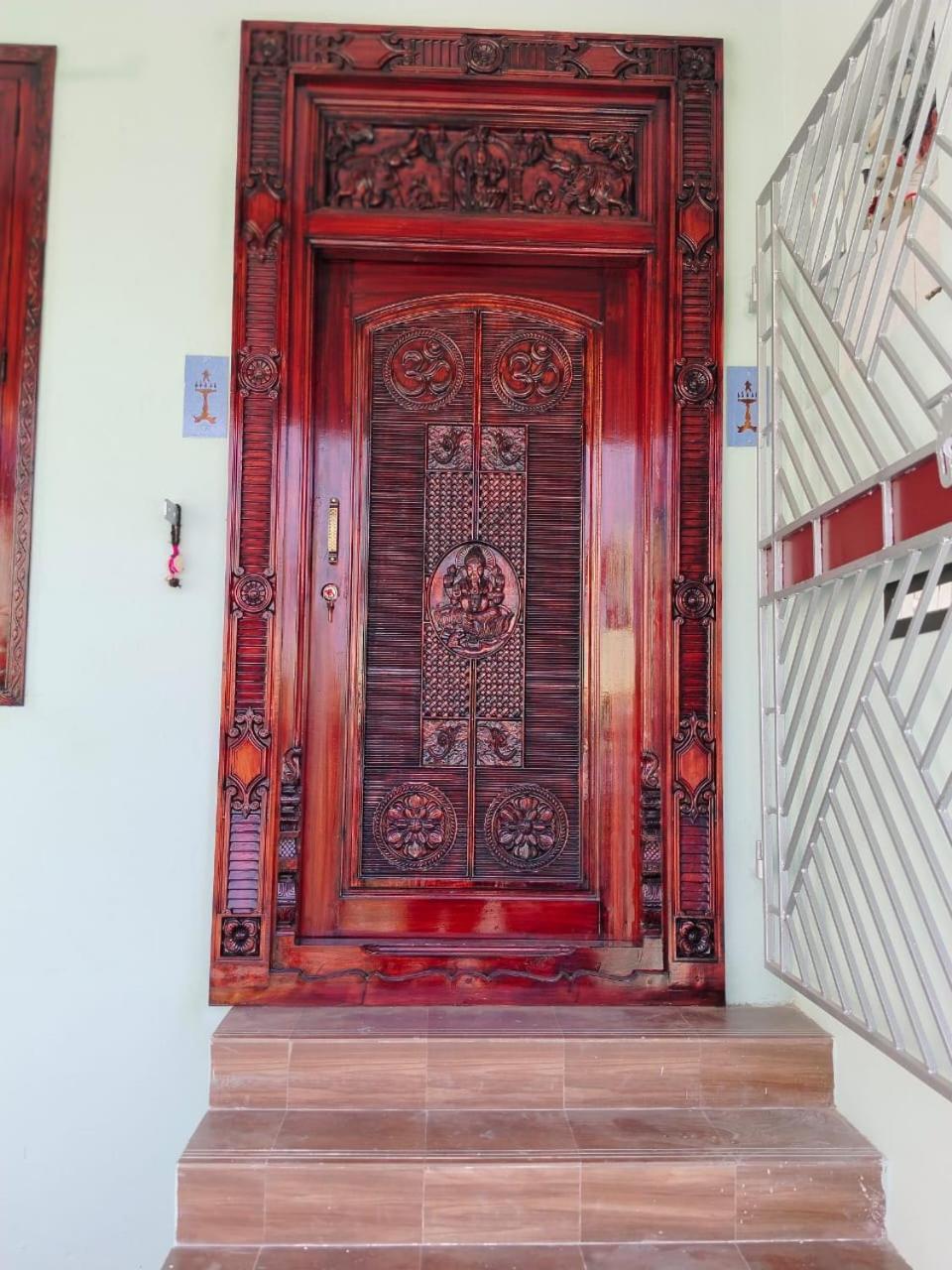 Thirunallar Ganesha'S Homestay カーライッカール エクステリア 写真