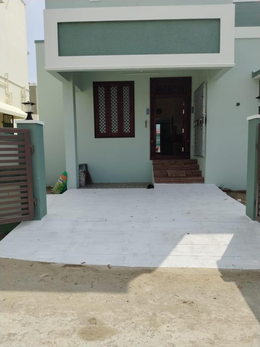 Thirunallar Ganesha'S Homestay カーライッカール エクステリア 写真